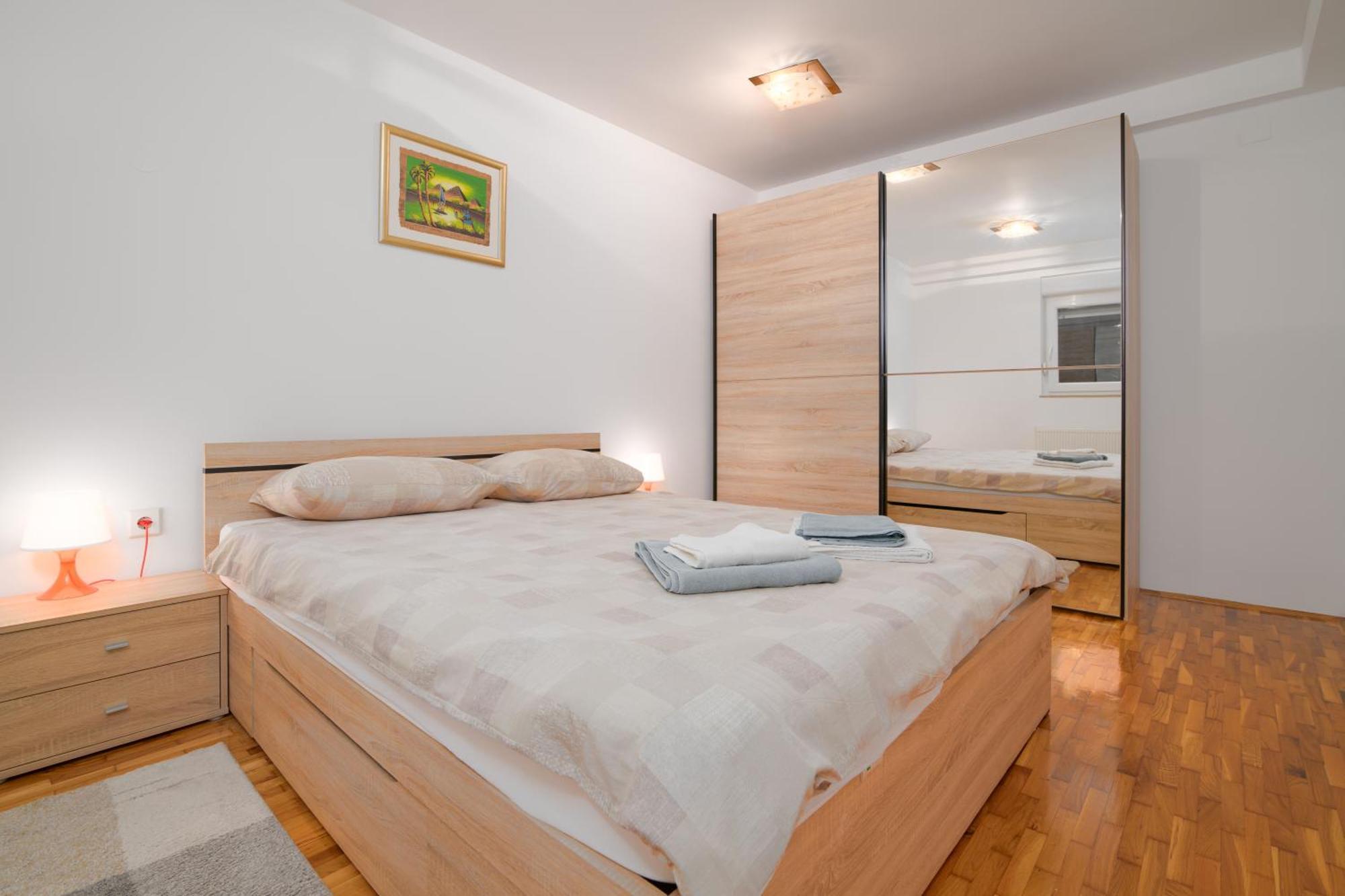 Carobni Pogled Zagreb Villa Bagian luar foto