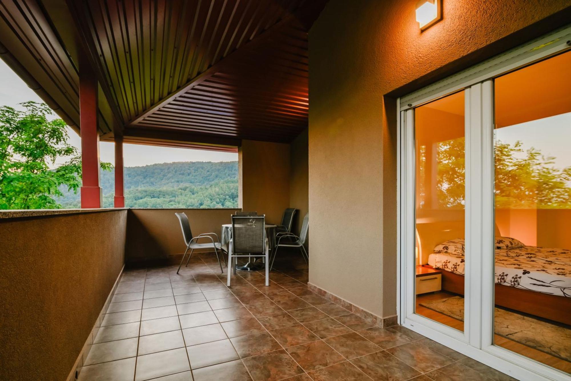 Carobni Pogled Zagreb Villa Bagian luar foto